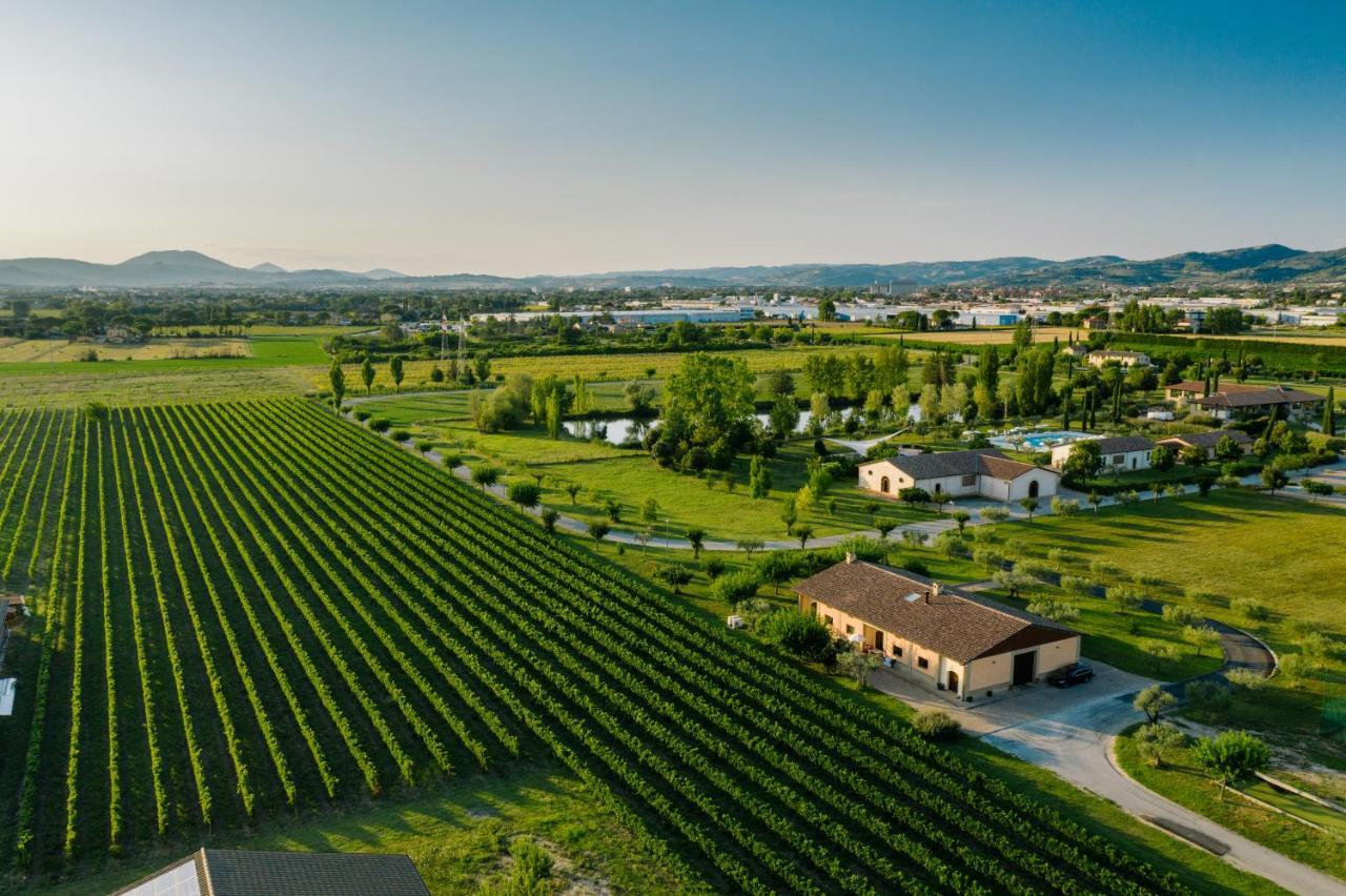 Valle Di Assisi Country Apartments Exterior photo